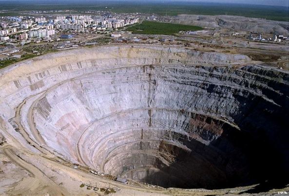 Mina de diamante de Mirny, na Yakutia, oeste da Rússia